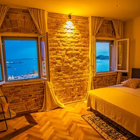 The Heart Of Palace Riva Luxury Room * Split